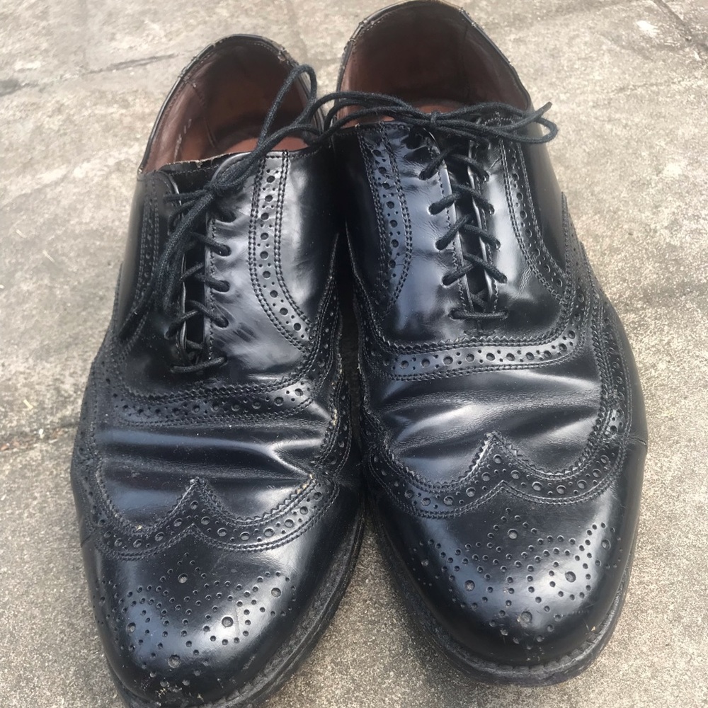Allen Edmonds classic wingtip